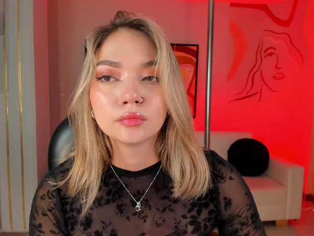 HaleyGreen live cam on BongaCams