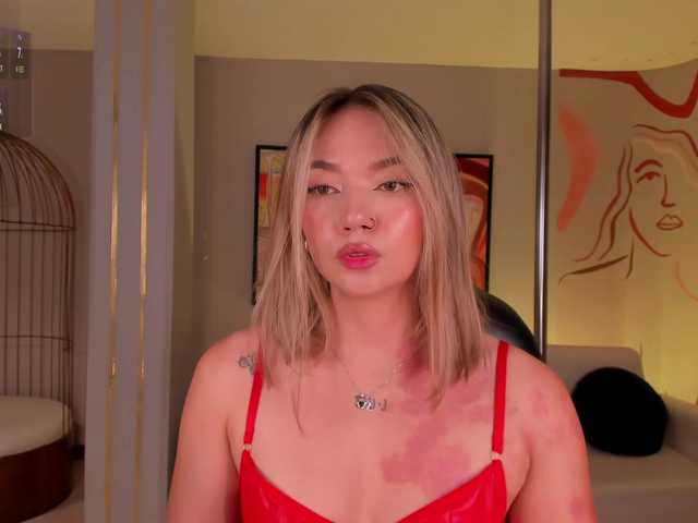HaleyGreen live cam on BongaCams