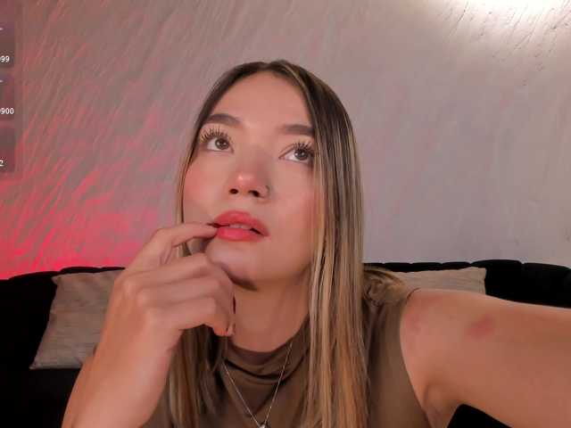 HaleyGreen live cam on BongaCams