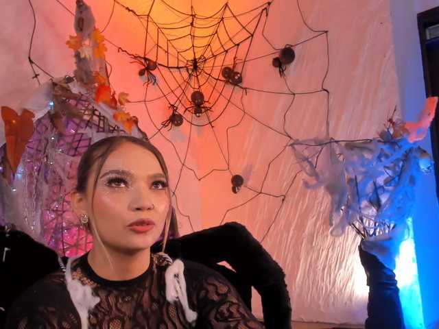 HaleyGreen live cam on BongaCams