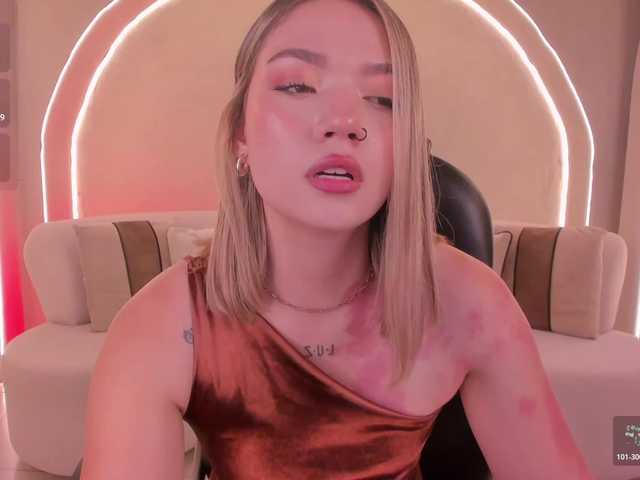 HaleyGreen live cam on BongaCams