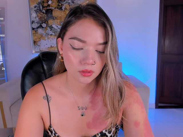 HaleyGreen live cam on BongaCams