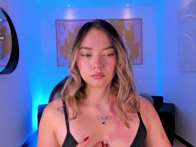 HaleyGreen live cam on BongaCams