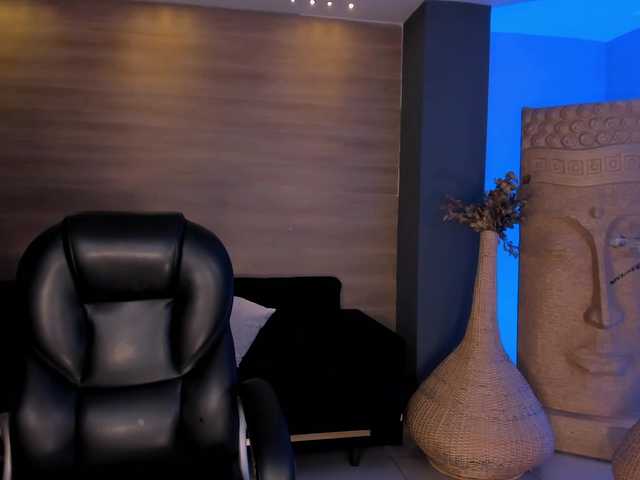 HaleyGreen live cam on BongaCams