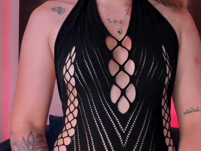 HaleyGreen live cam on BongaCams