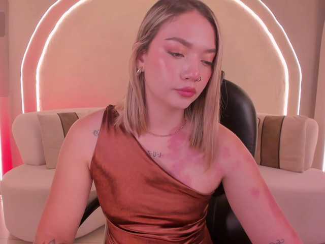 HaleyGreen live cam on BongaCams