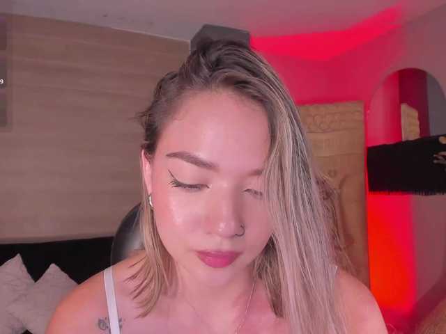 HaleyGreen live cam on BongaCams