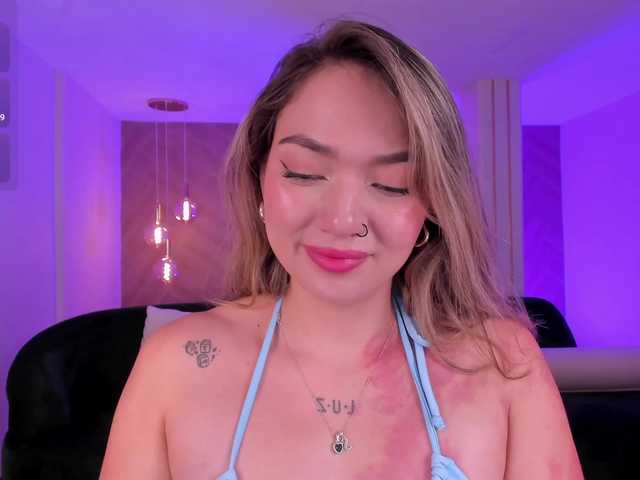 HaleyGreen live cam on BongaCams