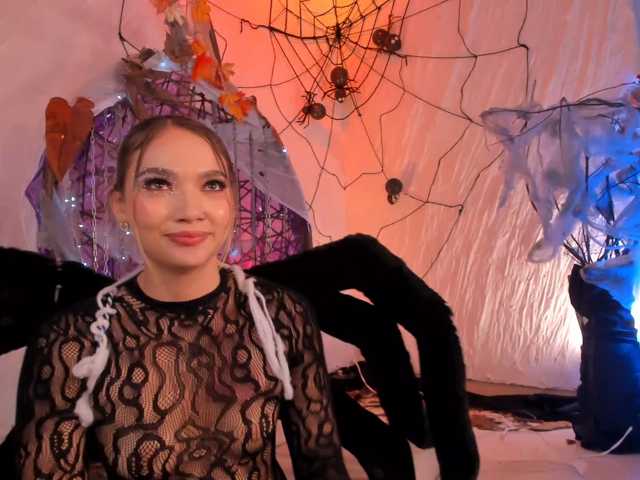 HaleyGreen live cam on BongaCams