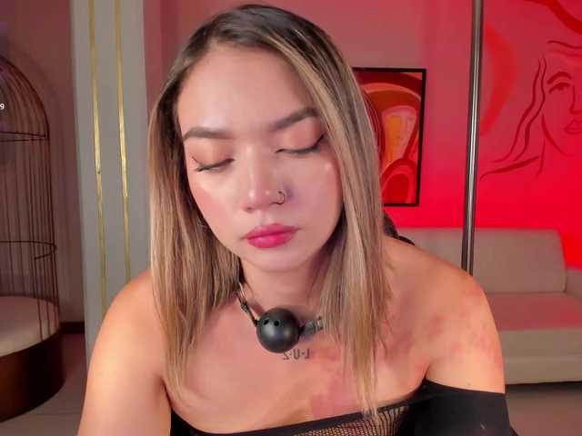 HaleyGreen live cam on BongaCams