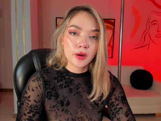 HaleyGreen live cam on BongaCams
