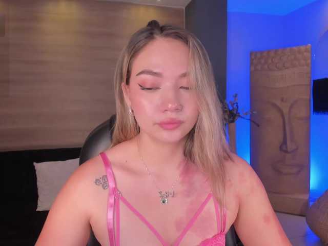 HaleyGreen live cam on BongaCams