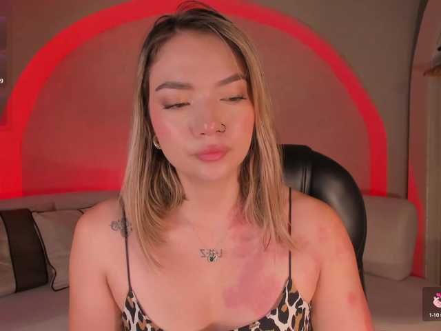 HaleyGreen live cam on BongaCams