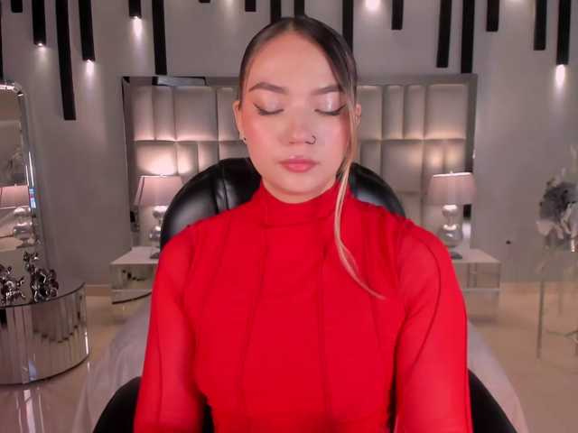 HaleyGreen live cam on BongaCams