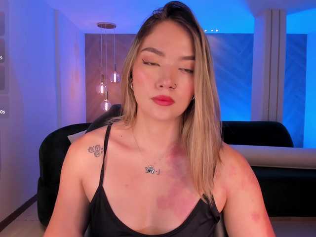 HaleyGreen live cam on BongaCams