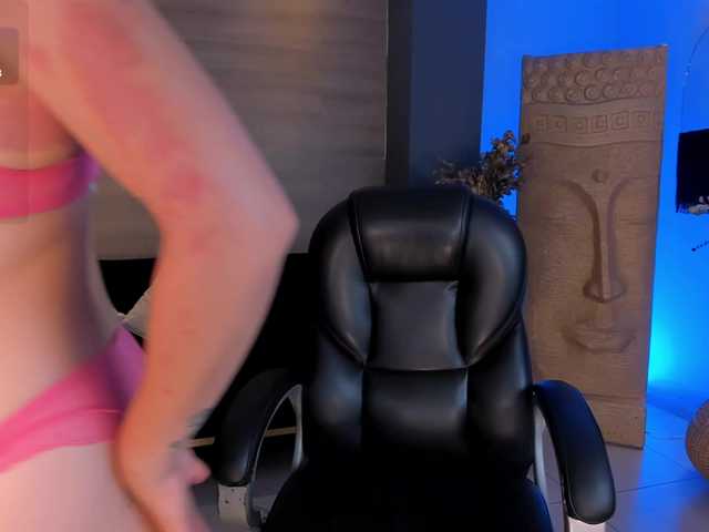 HaleyGreen live cam on BongaCams