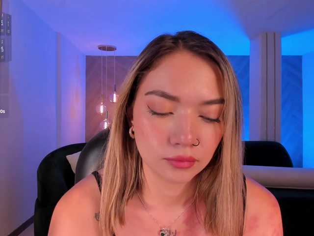 HaleyGreen live cam on BongaCams