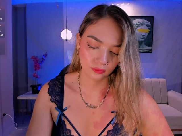 HaleyGreen live cam on BongaCams