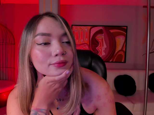 HaleyGreen live cam on BongaCams