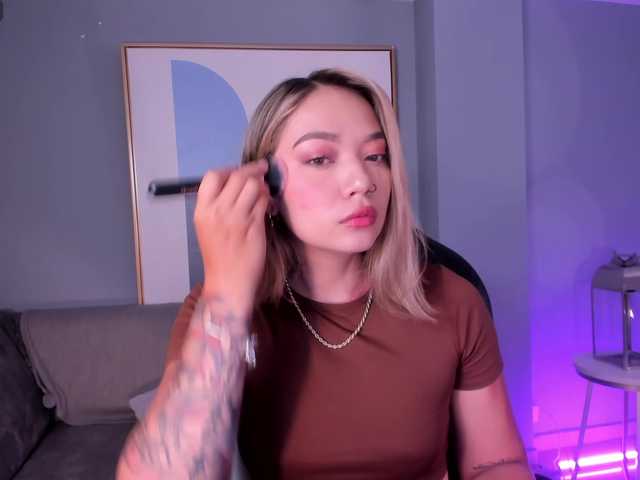 HaleyGreen's BongaCams show and profile