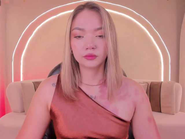 HaleyGreen live cam on BongaCams