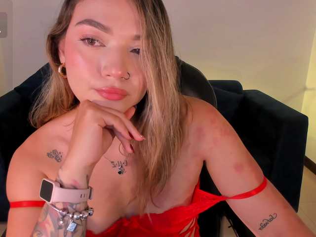 HaleyGreen live cam on BongaCams