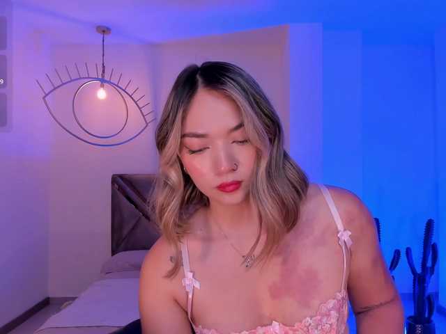 HaleyGreen live cam on BongaCams