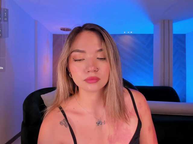 HaleyGreen live cam on BongaCams
