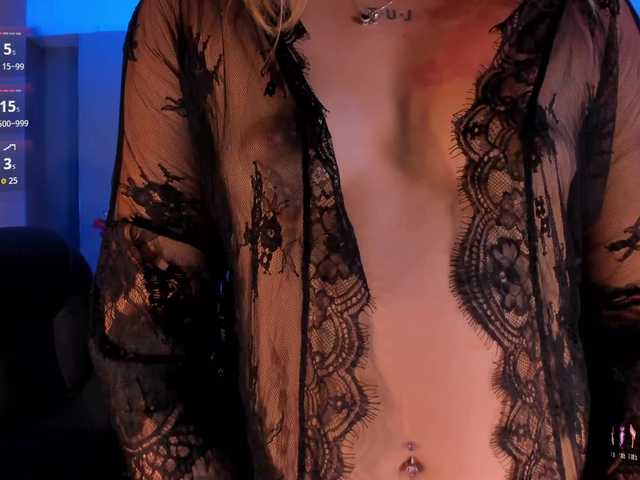 HaleyGreen live cam on BongaCams