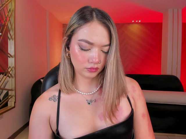 HaleyGreen live cam on BongaCams