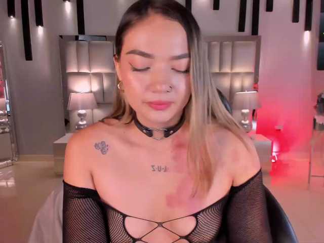 HaleyGreen live cam on BongaCams