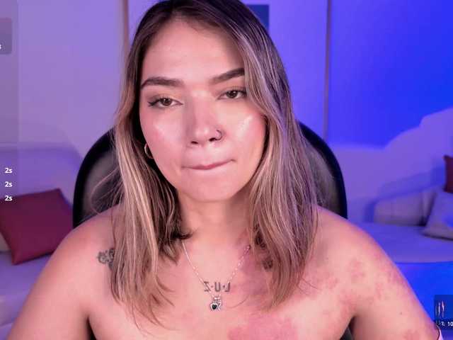 HaleyGreen live cam on BongaCams