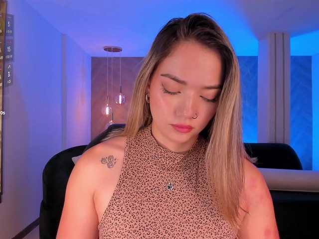 HaleyGreen live cam on BongaCams