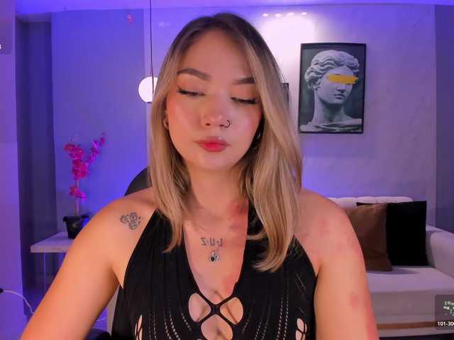 HaleyGreen live webcam show