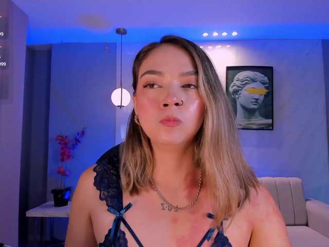 HaleyGreen live cam on BongaCams