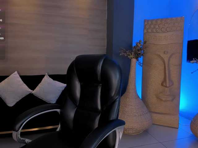 HaleyGreen live cam on BongaCams