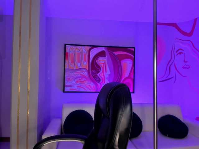 HaleyGreen live cam on BongaCams