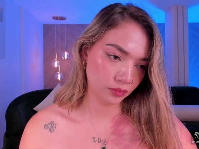 HaleyGreen live cam on BongaCams