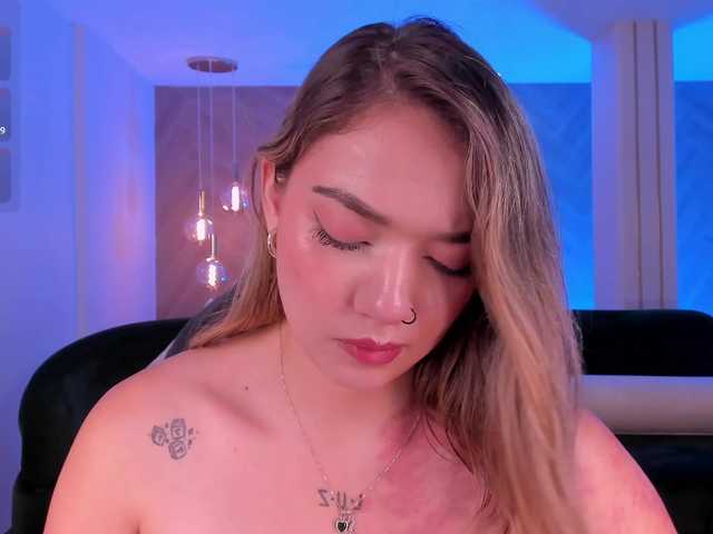 HaleyGreen live cam on BongaCams
