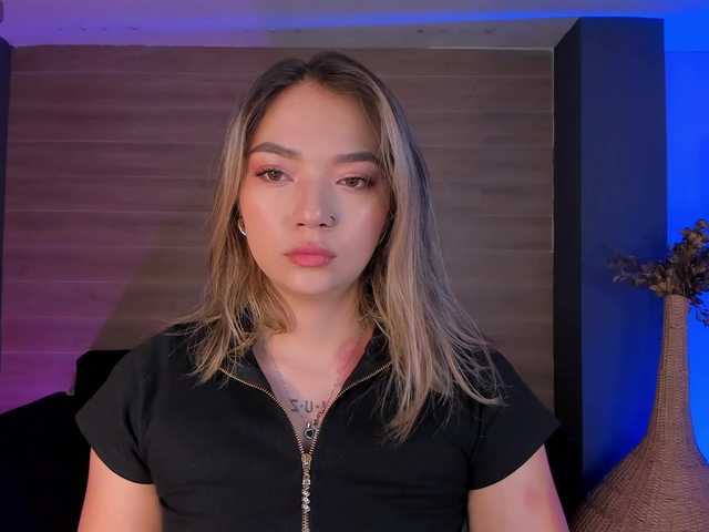 HaleyGreen live cam on BongaCams