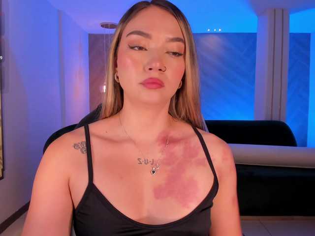 HaleyGreen live cam on BongaCams