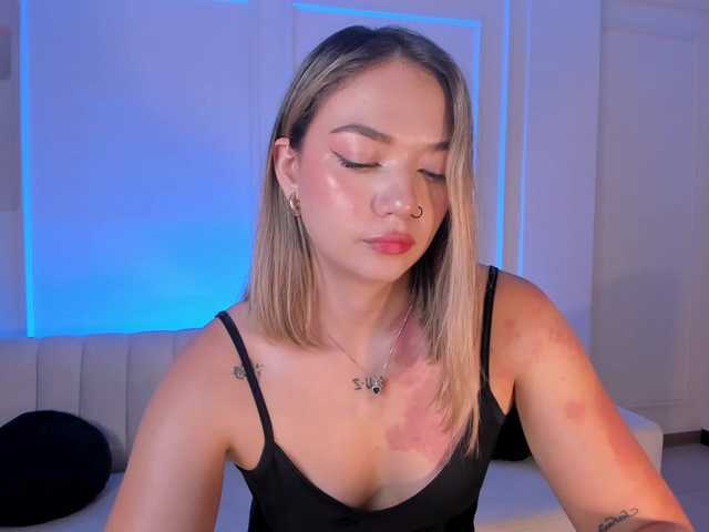 HaleyGreen live cam on BongaCams