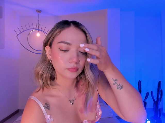 HaleyGreen live cam on BongaCams
