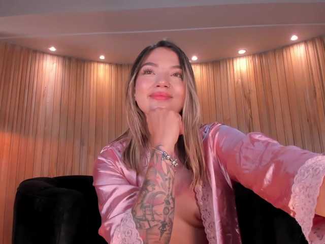 HaleyGreen live cam on BongaCams