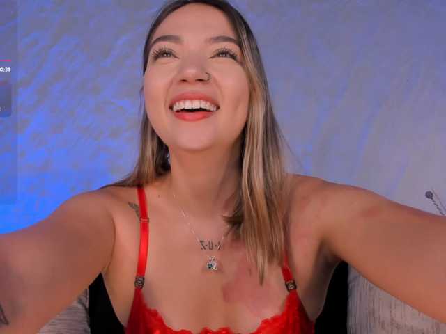 HaleyGreen live cam on BongaCams