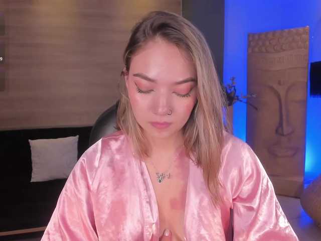 HaleyGreen live cam on BongaCams