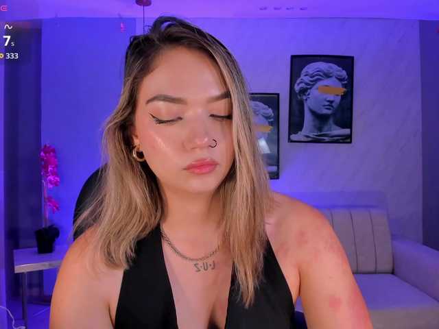 HaleyGreen live cam on BongaCams