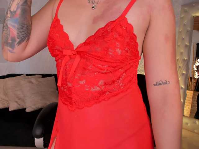 HaleyGreen live cam on BongaCams