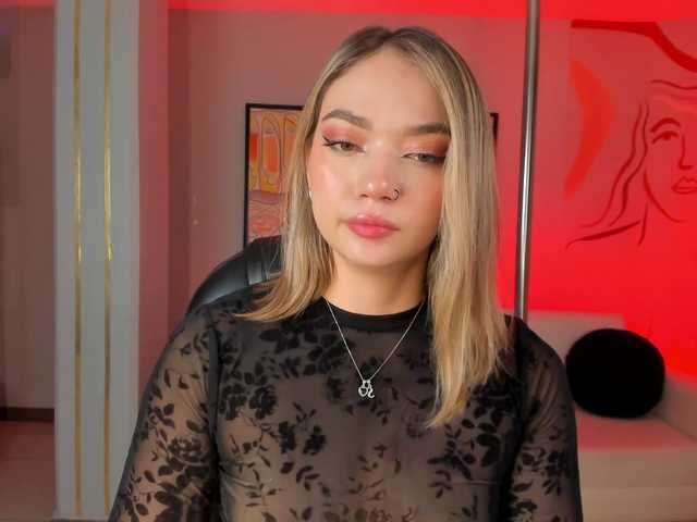 HaleyGreen live cam on BongaCams