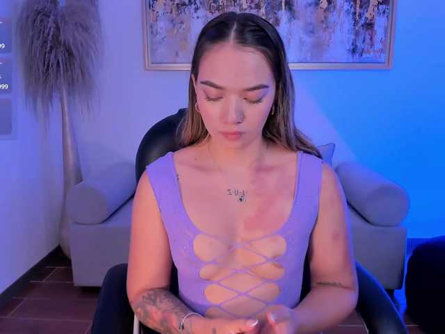 HaleyGreen live cam on BongaCams